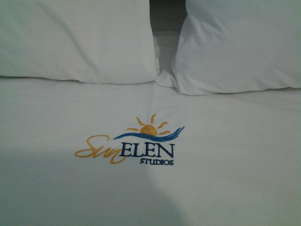 Sunelen Studios Vrasná Chambre photo